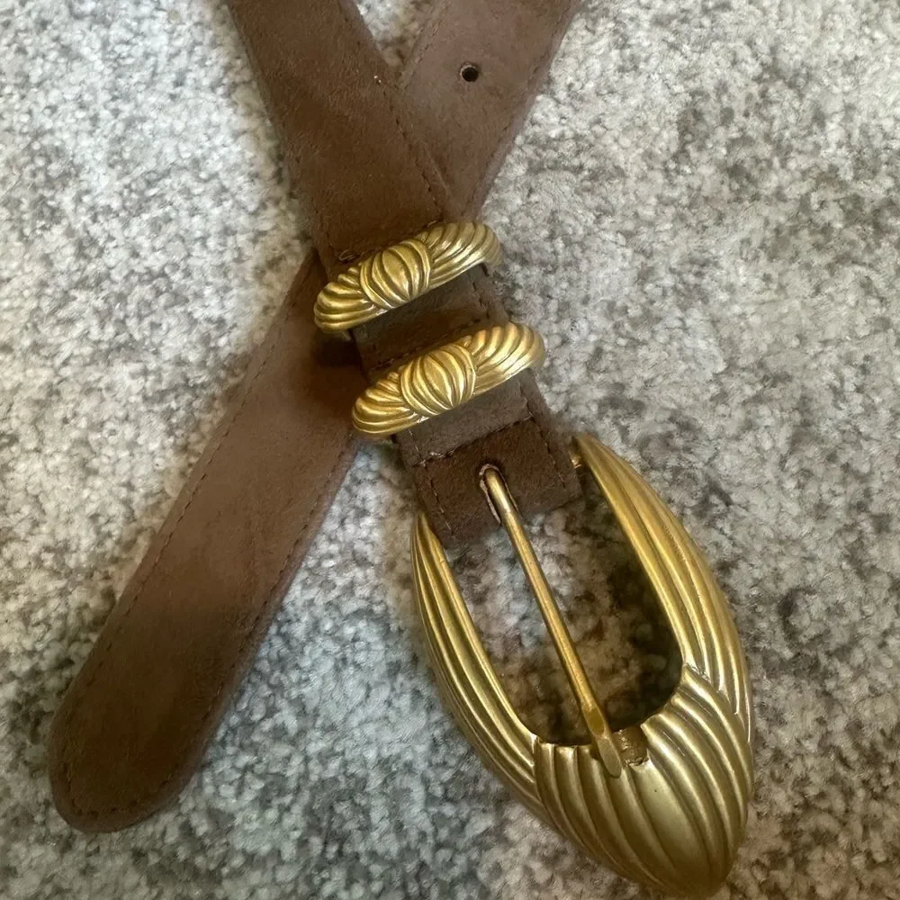 Carlisle & Karen CALLAN Tan Suede Statement Belt L